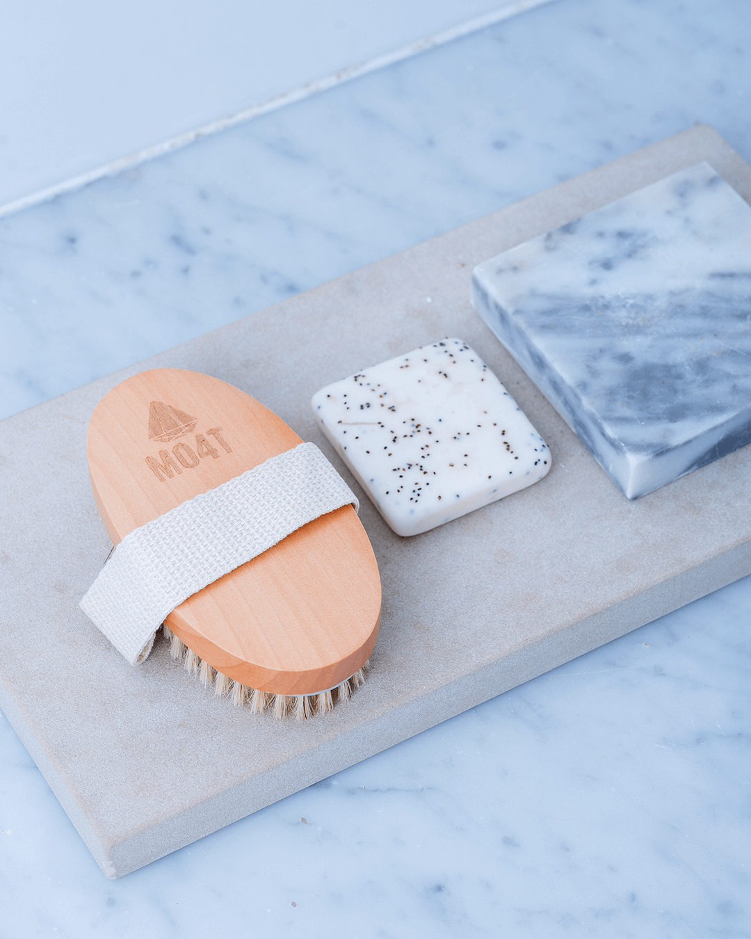 MO4T Dry Brush (anti- cellulite)